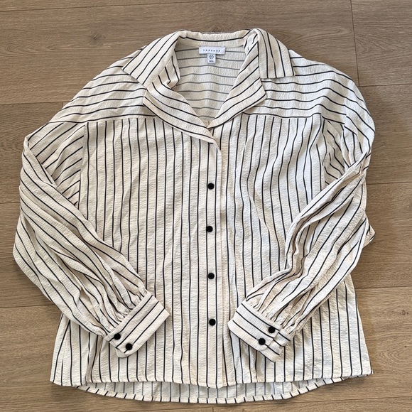Topshop textured stripe button down size 6 - Picture 2 of 4